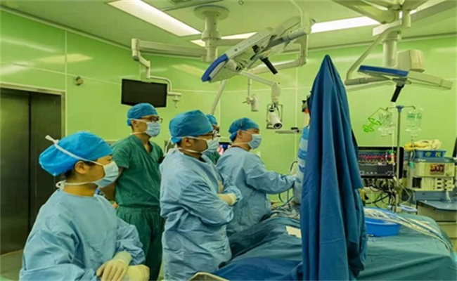 恒新天朗5G远程手术会诊系统助力“2021年南京金陵动镜运动医学论坛”取得圆满成功
